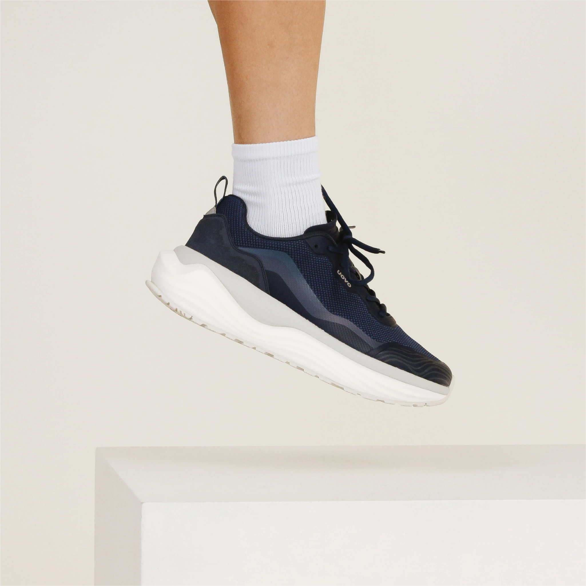 Men's Flow Superior Comfort Trainer