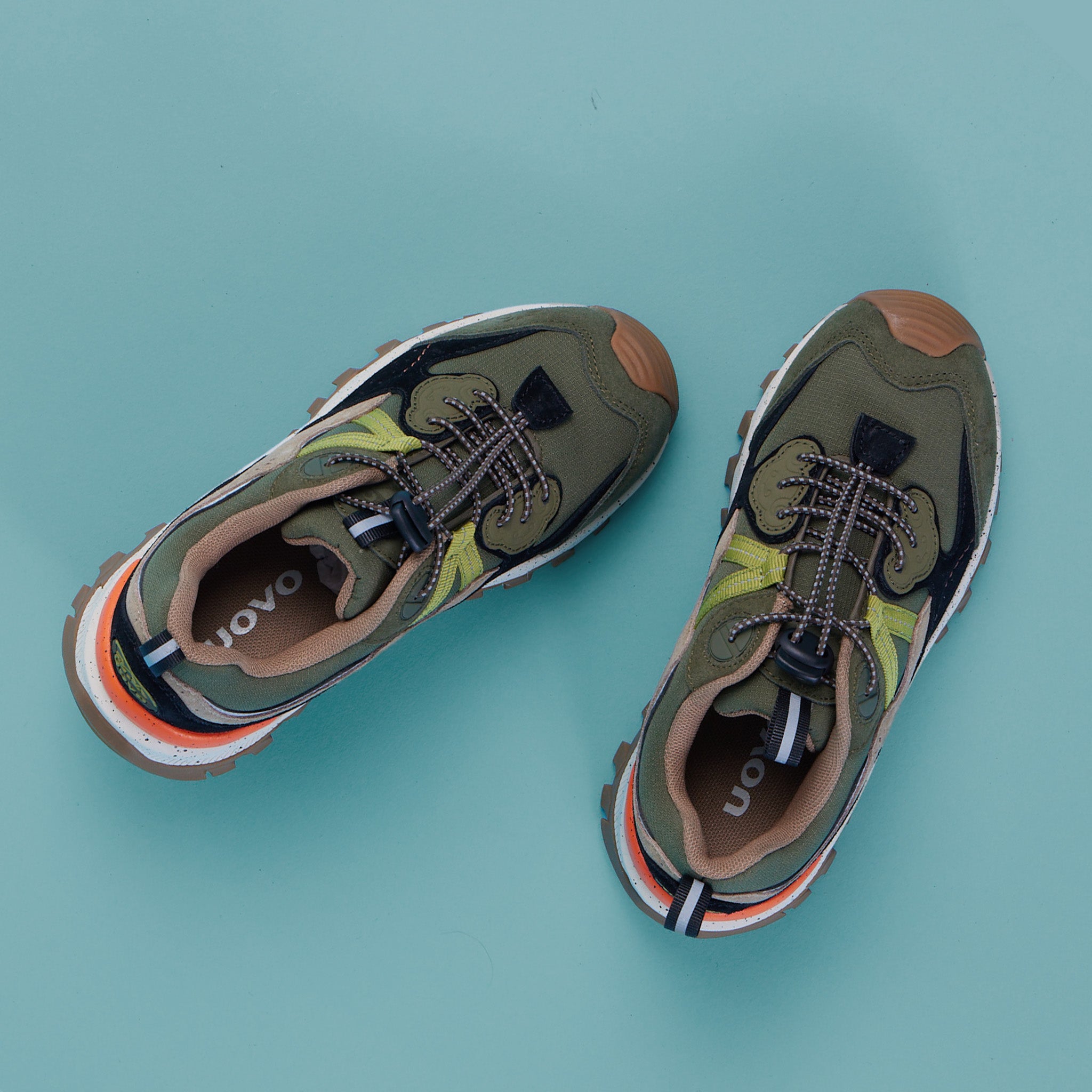 Kids Mid Cut Outdoor Shoe