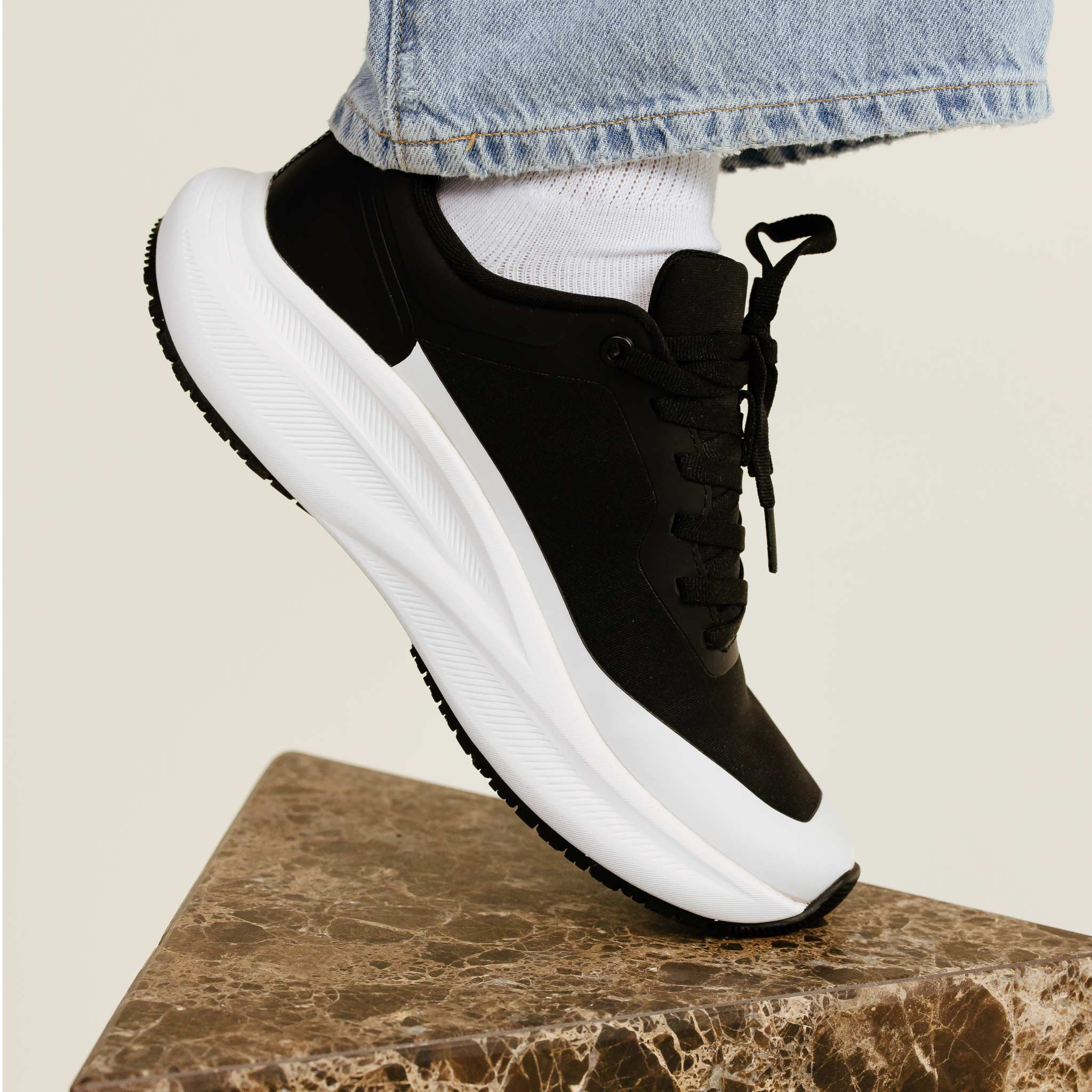 Women's Breeze Everyday Sneaker